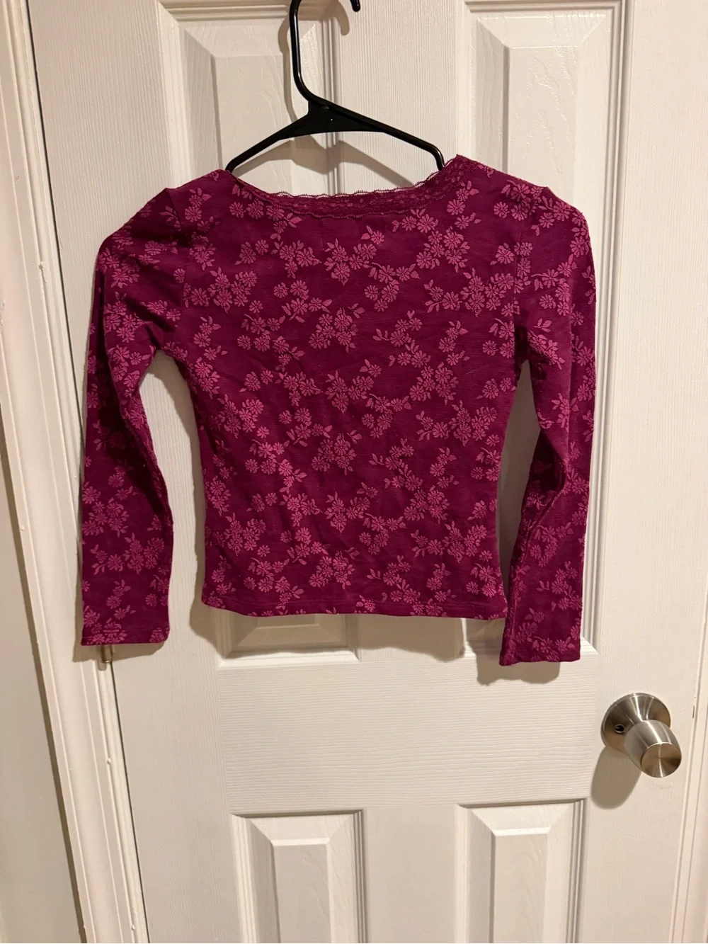 Old Navy Magenta Floral-Print Long Sleeve Kids Top
